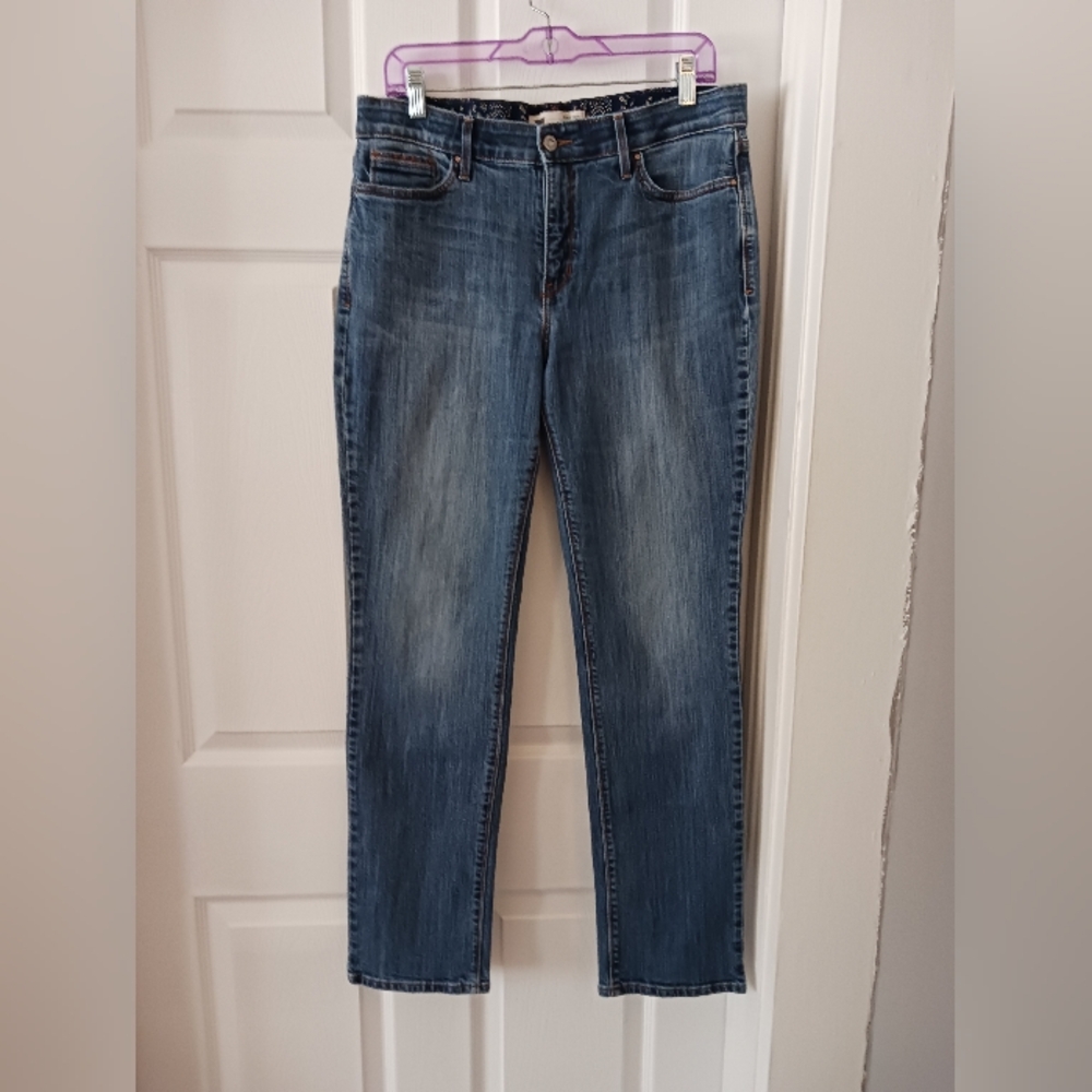 Classic Levi's "Perfect Waist" 525 Straight Leg Women's Jeans - Size 14M